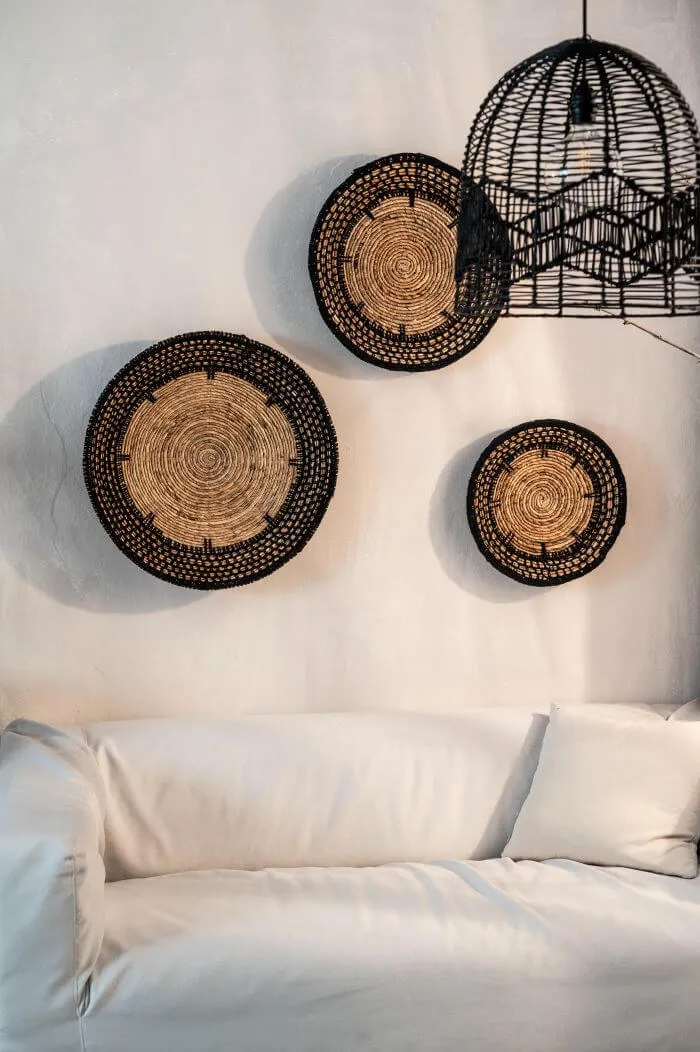 Stylowe akcenty do salonu – jak wybrać te idealne